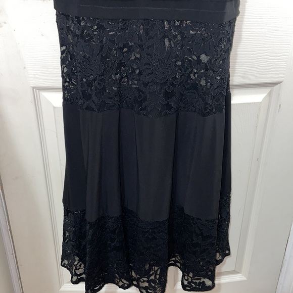 Xscape Spaghetti Strap Evening Gown Dress Black - Picture 4 of 9